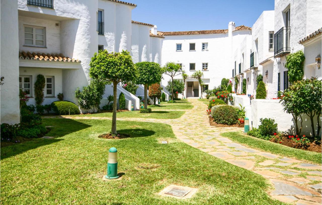 Nice Apartment In Mijas Costa With Kitchen Fuengirola Exterior foto