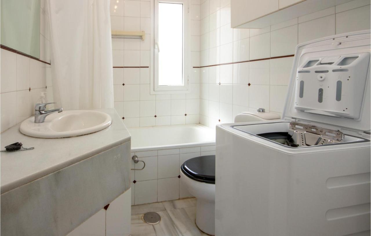 Nice Apartment In Mijas Costa With Kitchen Fuengirola Exterior foto